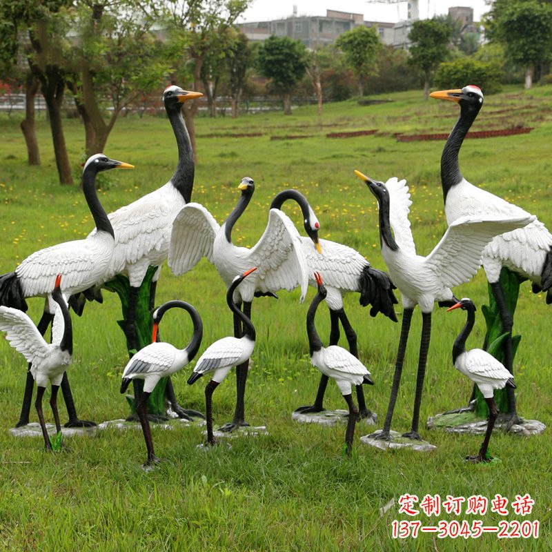厦门玻璃钢仿真仙鹤雕塑-公园草坪草丛动物摆件