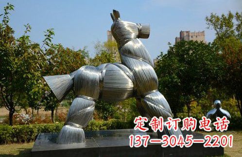 厦门不锈钢草扎马雕塑