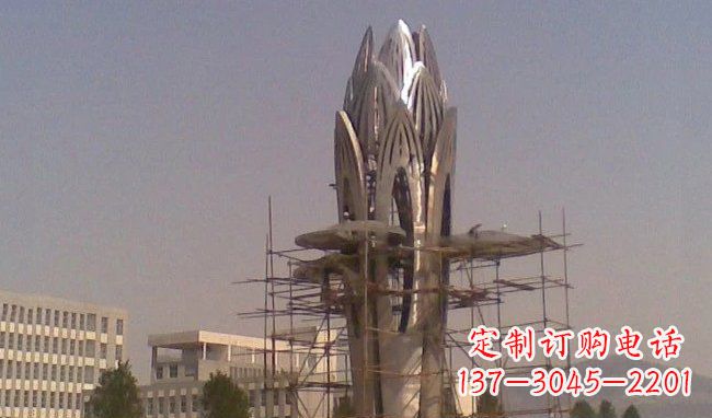 厦门不锈钢火炬雕塑精致而又耐用