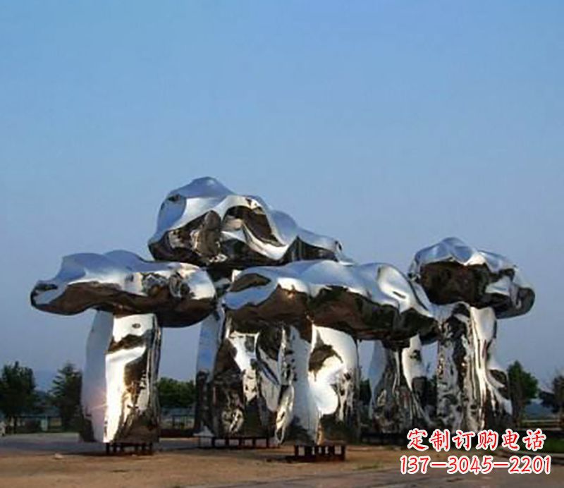 厦门不锈钢蘑菇雕塑——一次惊艳的艺术之旅