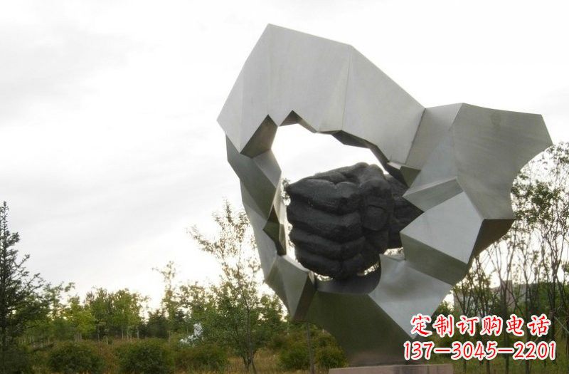 厦门不锈钢拳头雕塑222