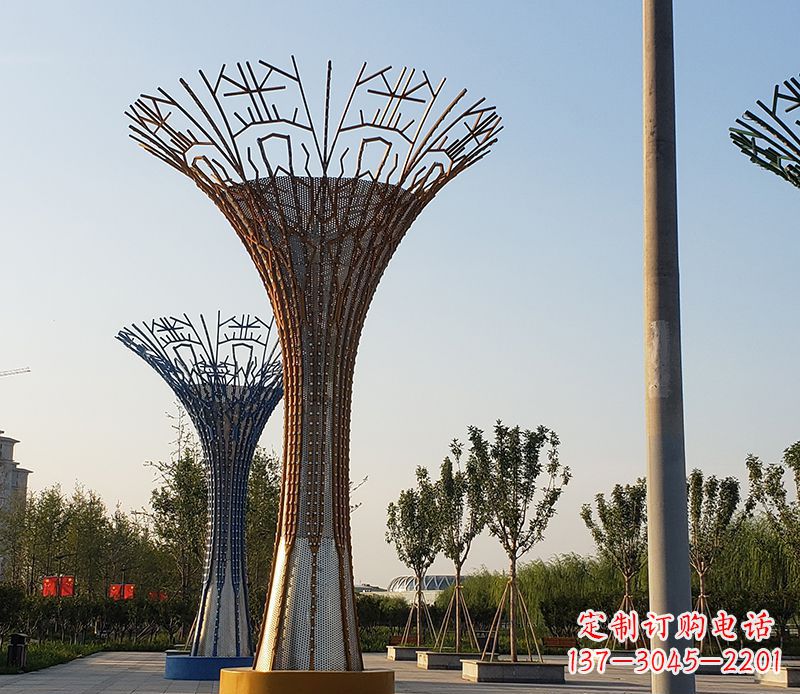 厦门城市不锈钢广场树叶雕塑 