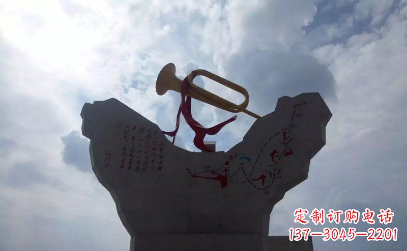 厦门革命烈士冲锋号雕塑让革命历史长存