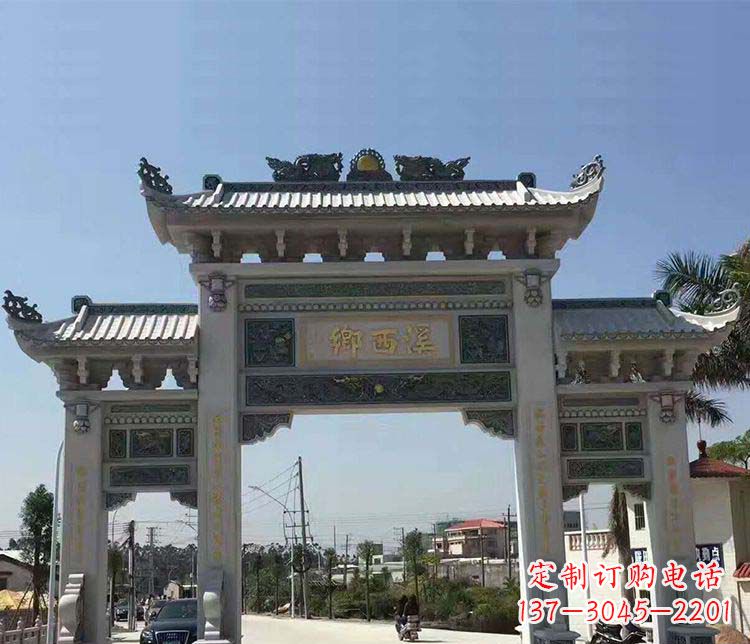 厦门村庄三门石牌坊石雕 (3)