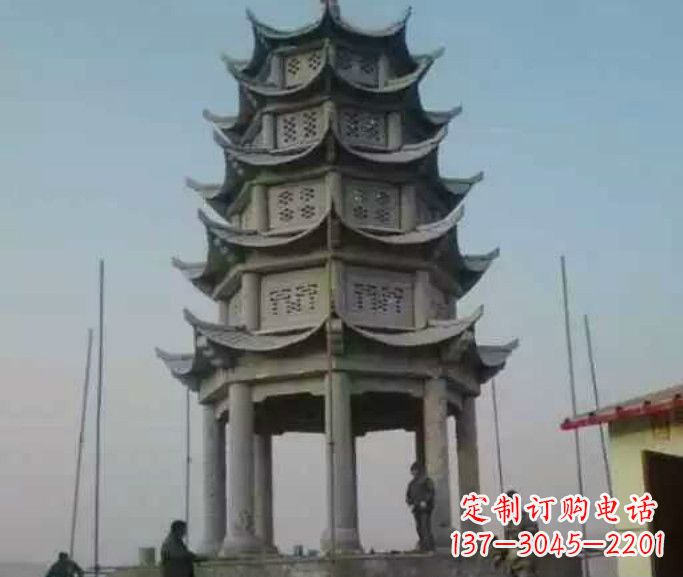 厦门精美绝伦的多层凉亭石雕