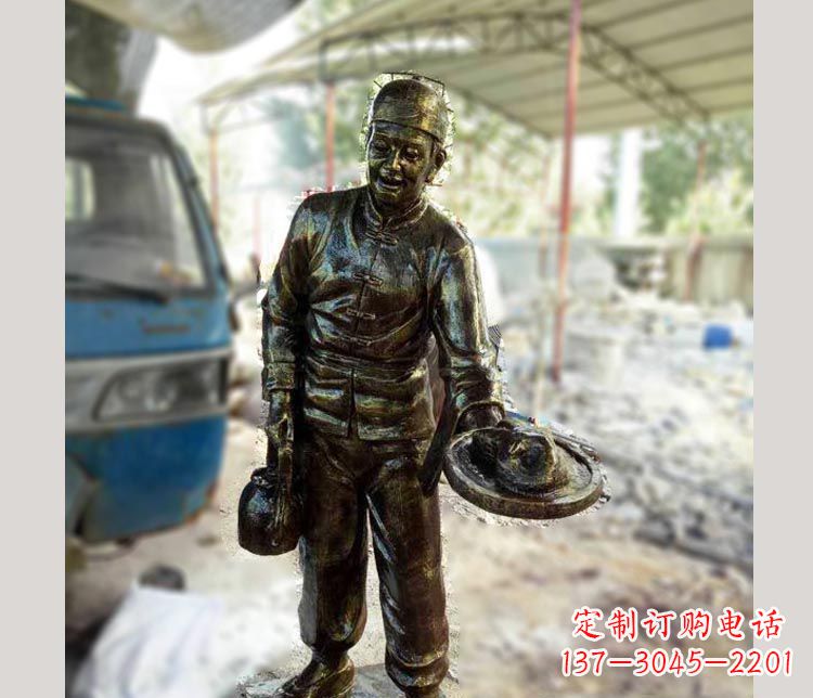 厦门饭店上菜的店小二铜雕