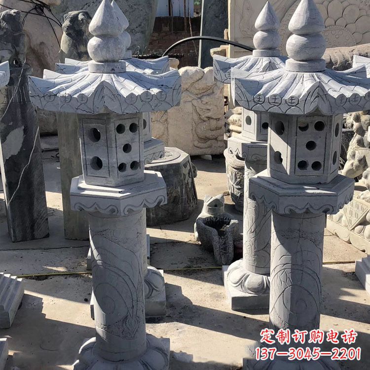 厦门中式仿古青石灯笼雕塑