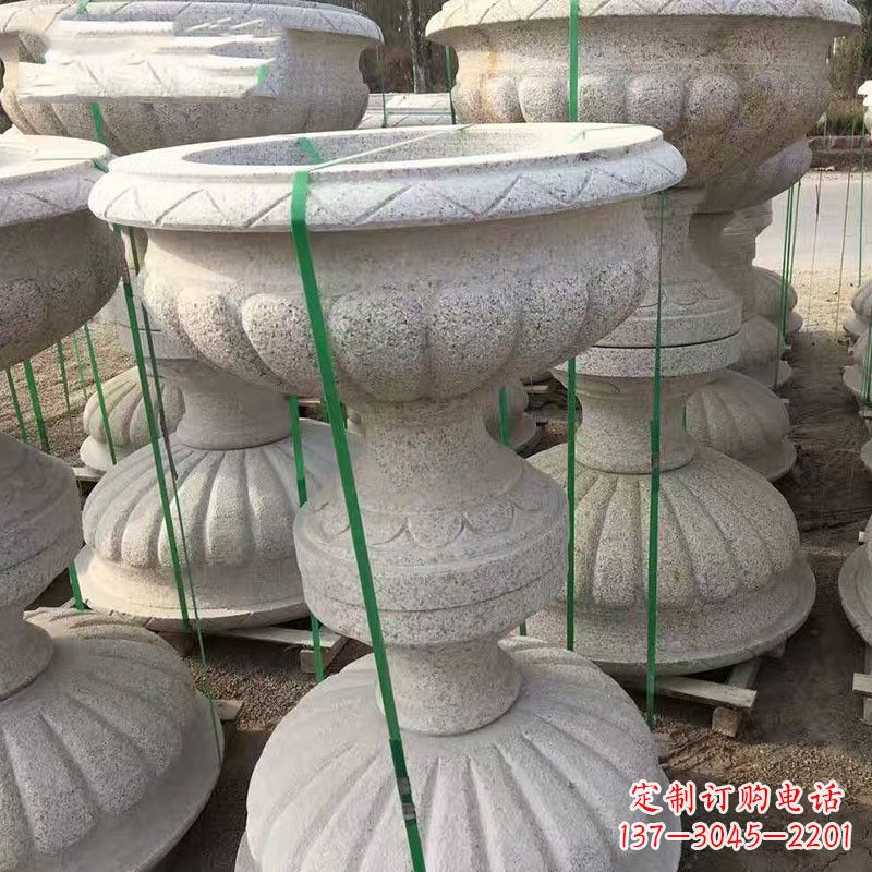 厦门高墩砂岩石雕刻花盆精致技艺打造传统文化风韵