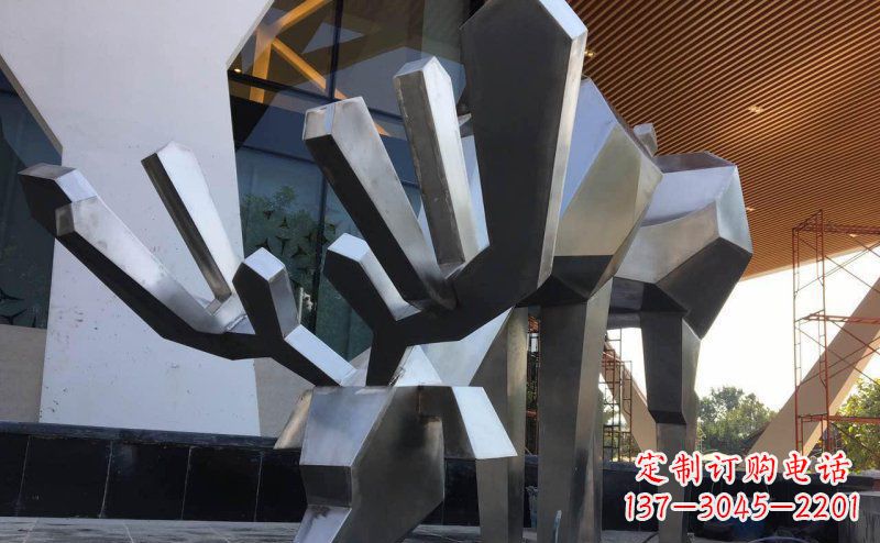 厦门聚体雕塑抽象几何驯鹿