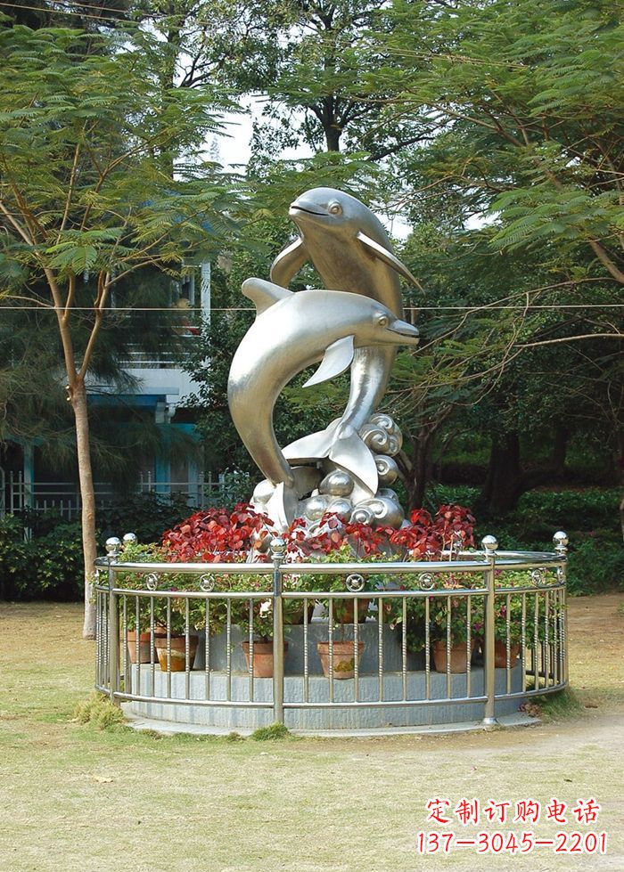 厦门不锈钢踏浪海豚雕塑