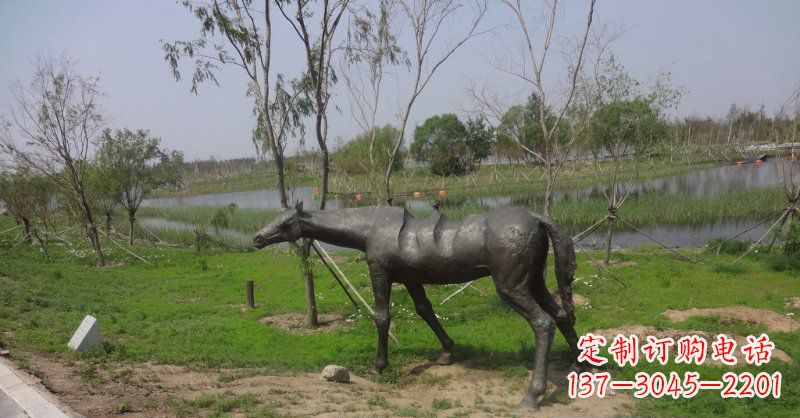 厦门公园抽象马景观铜雕