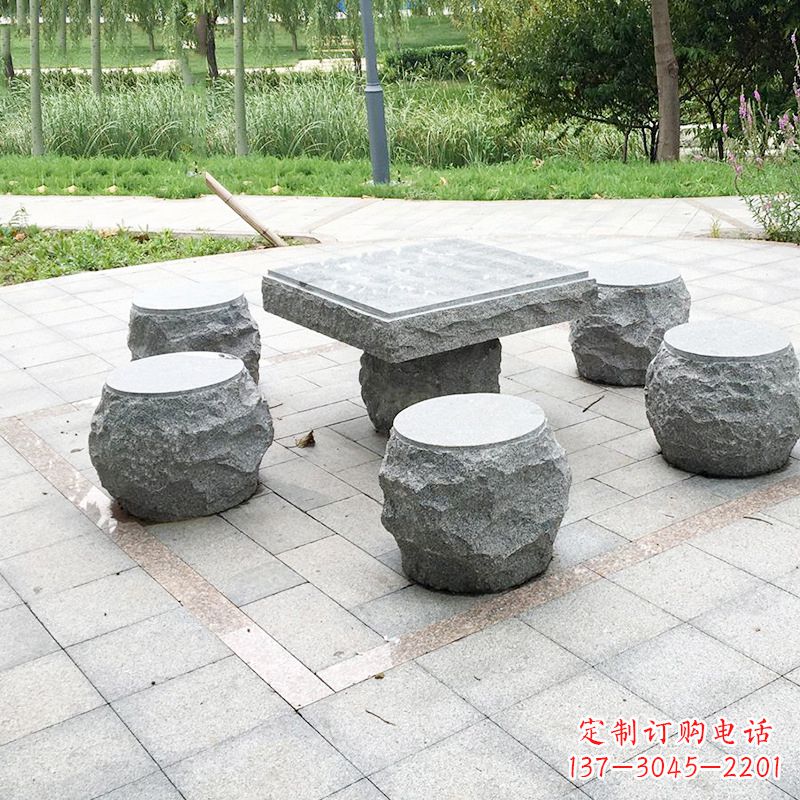 厦门公园石桌凳