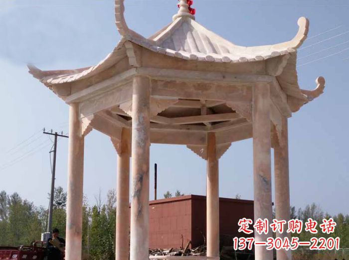 厦门红六角凉亭雕塑