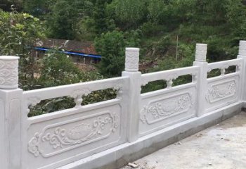 厦门莲花纹石栏板雕塑，为你树立华丽边框