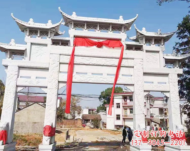 厦门三门三楼石雕牌坊:专业定制牌坊雕塑