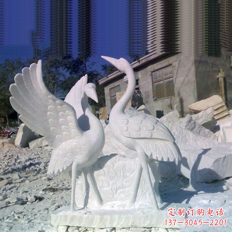 厦门石雕仙鹤低头