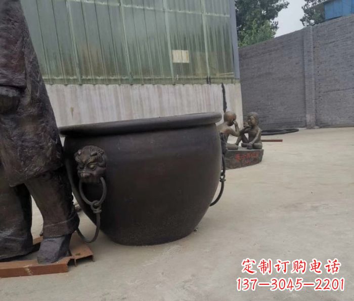 厦门水缸铜雕塑 (2)