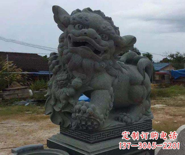 厦门寺庙景观南方狮子石雕