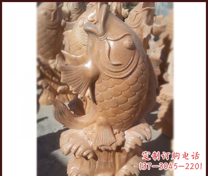 厦门晚霞红喷水鲤鱼石雕 (3)
