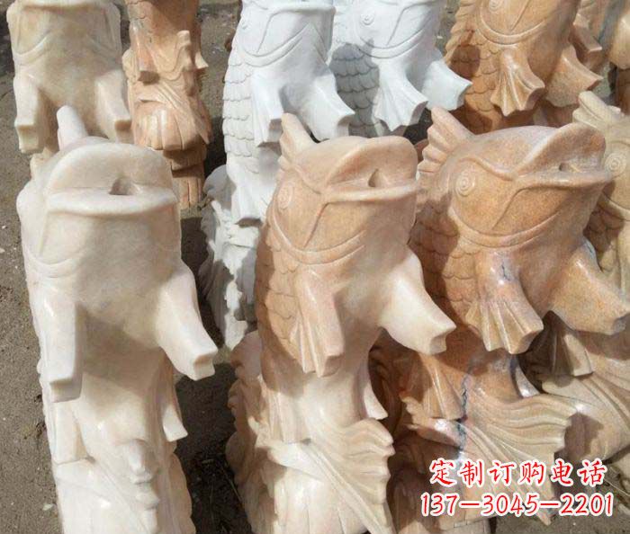 厦门晚霞红喷水鲤鱼庭院石雕