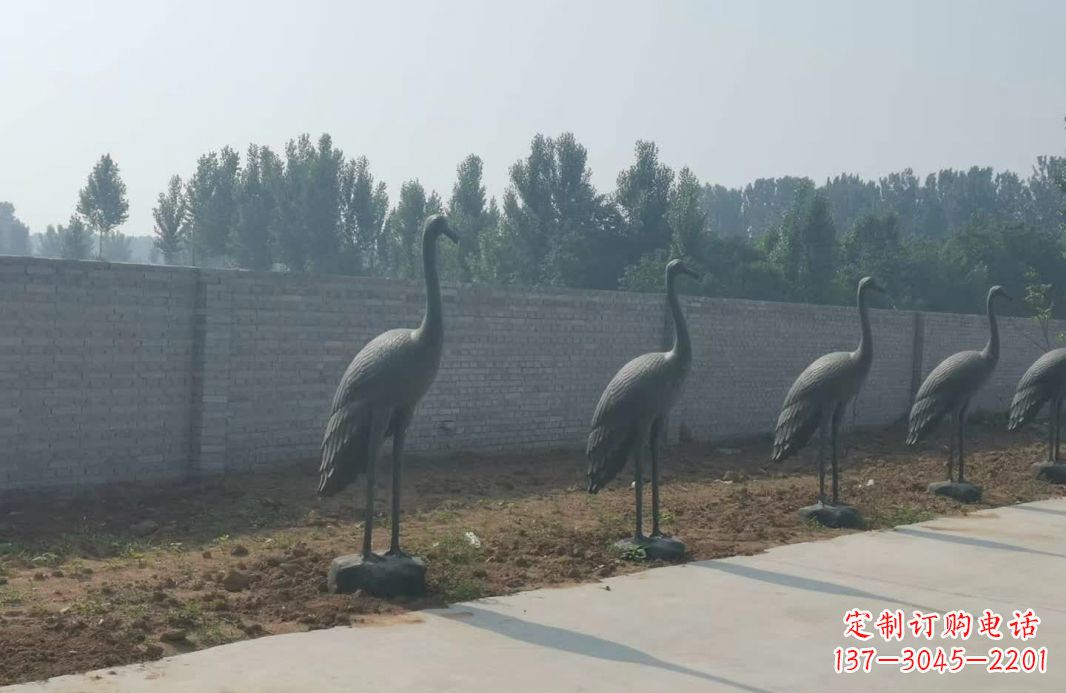 厦门仙鹤抽象铜雕