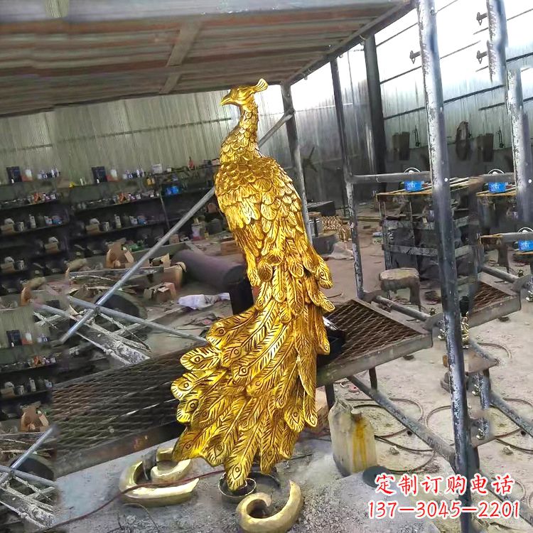 厦门中国古代传说中的瑞鸟凤凰鎏金铜雕